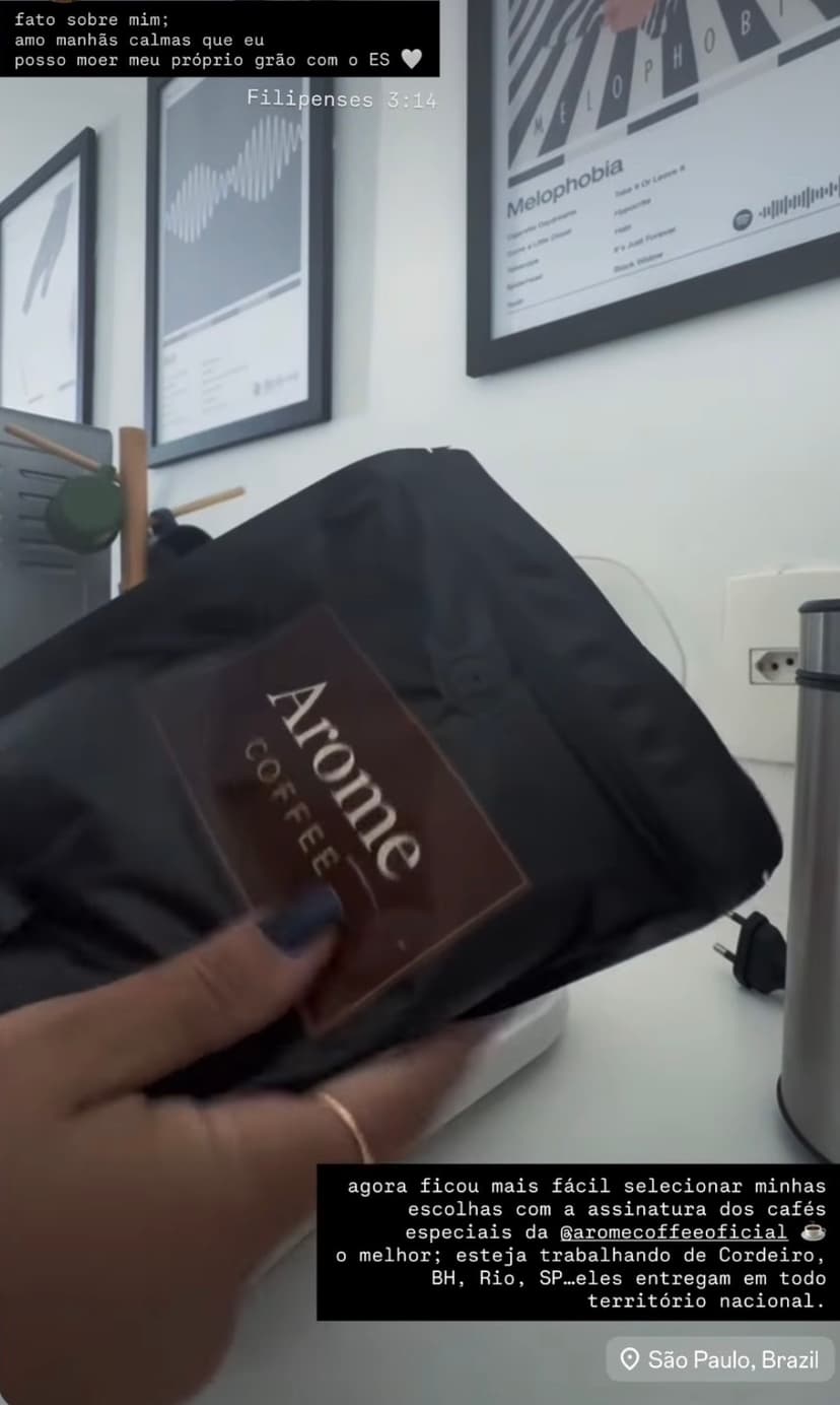 Assinante recebendo Arome Coffee